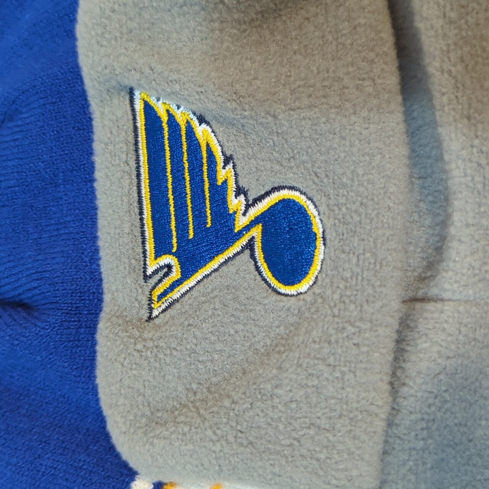 NHL St Louis Blues Infant Baby Trapper Knit Hat With Ears Blue Gray Yellow White - Picture 2 of 6
